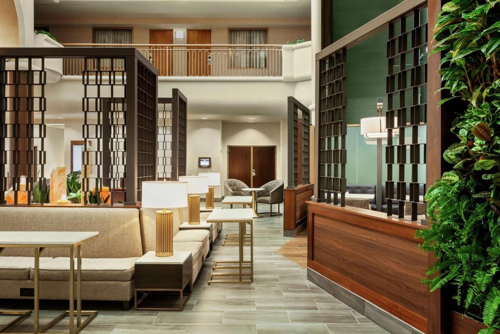 Embassy Suites by Hilton Convention Center Las Vegas