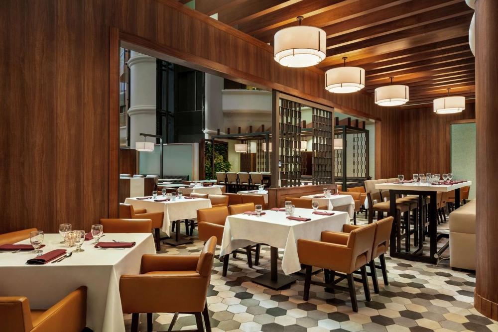 Embassy Suites by Hilton Convention Center Las Vegas